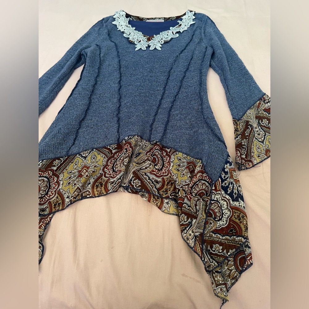 Pretty Angel Boho Fairy Navy Knit Tunic with Paisley Trim - Picture 5 of 5